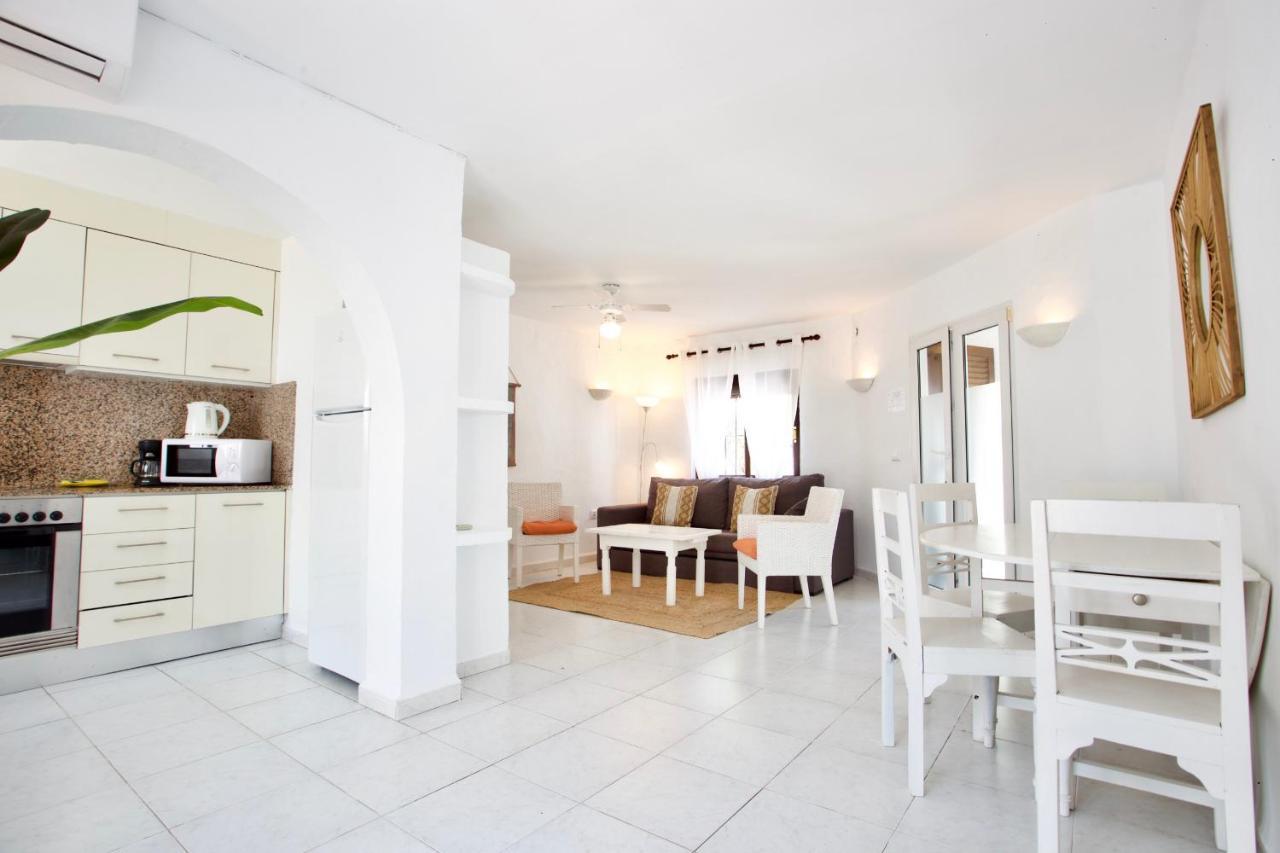 Urbanizacion El Oasis, 20 Villas En 1ª Linea Playa Denia Zewnętrze zdjęcie