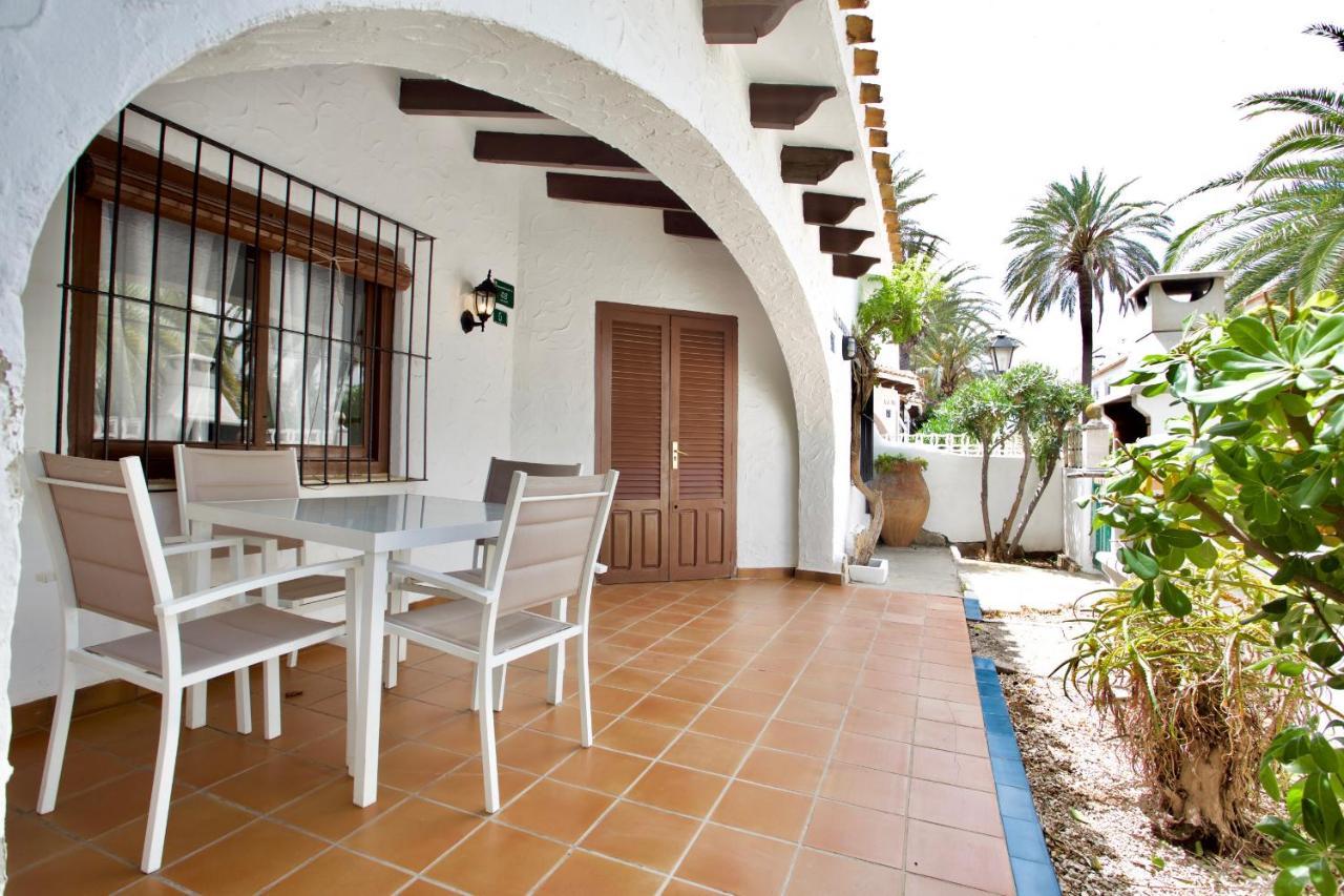 Urbanizacion El Oasis, 20 Villas En 1ª Linea Playa Denia Zewnętrze zdjęcie