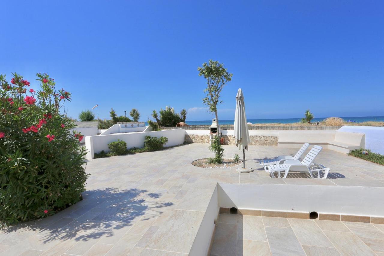 Urbanizacion El Oasis, 20 Villas En 1ª Linea Playa Denia Zewnętrze zdjęcie